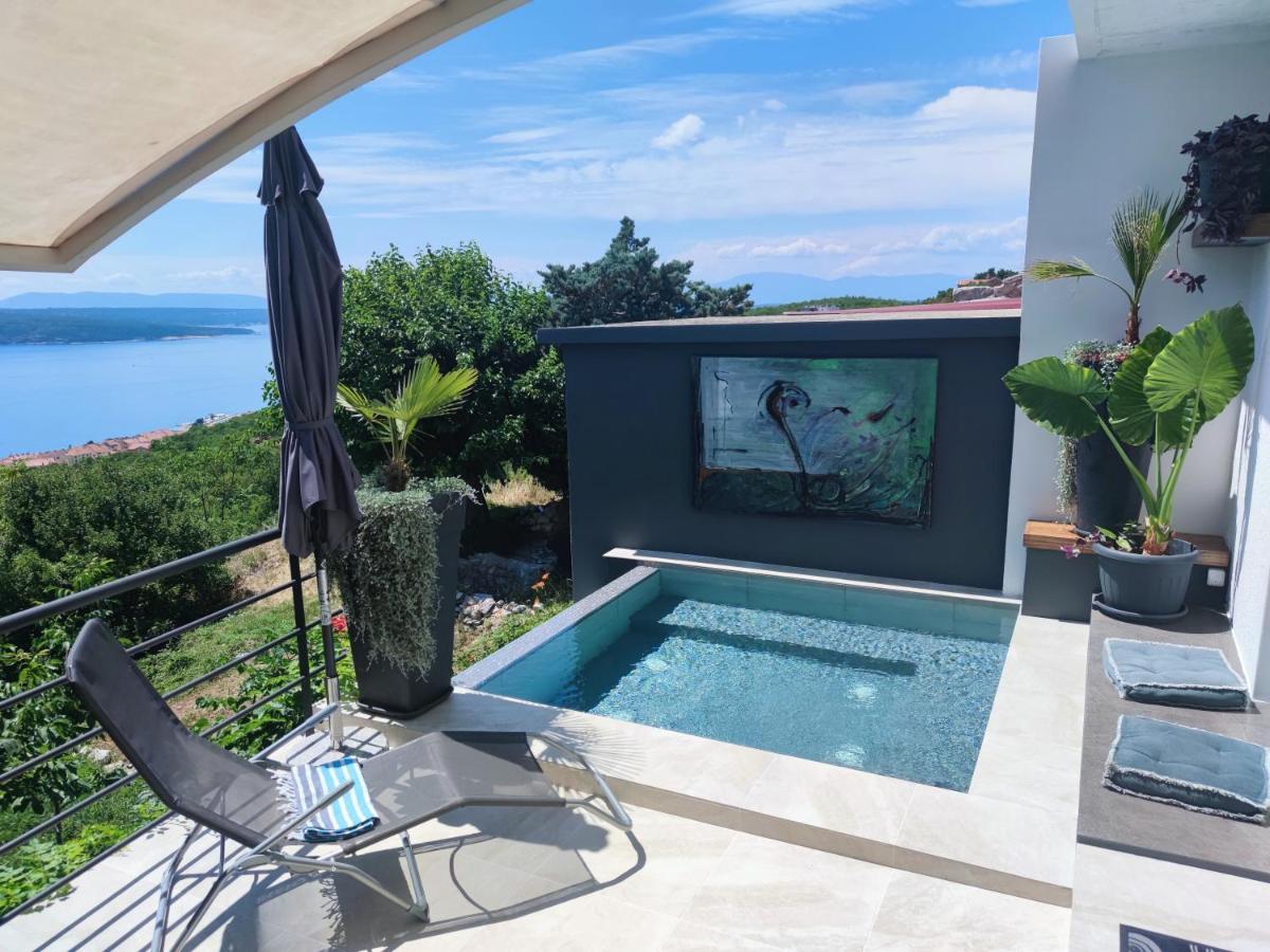 Art Gallery House With A Small Relaxing Pool Crikvenica Luaran gambar