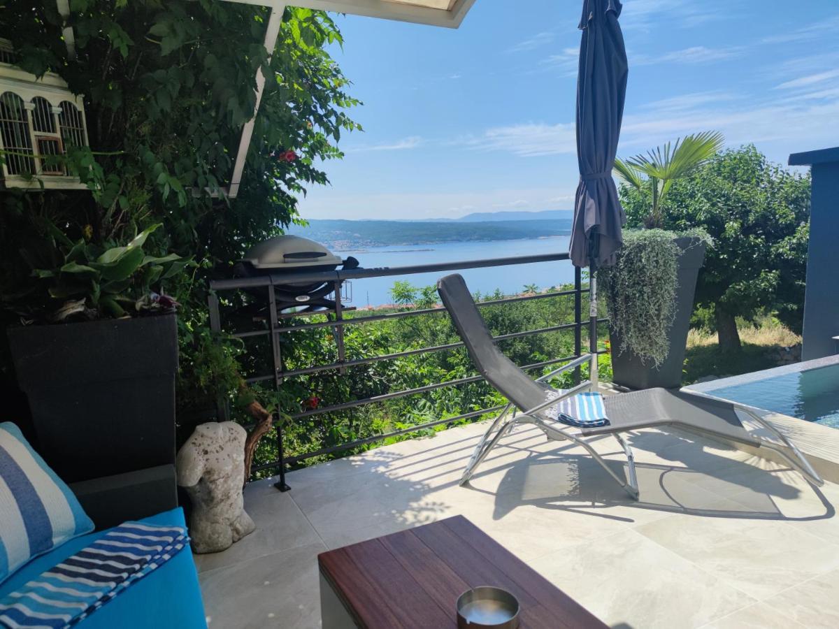 Art Gallery House With A Small Relaxing Pool Crikvenica Luaran gambar